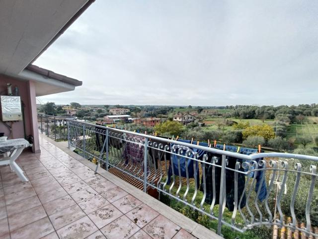 Appartamento in vendita di 170 m² in Via Filippo Naldi