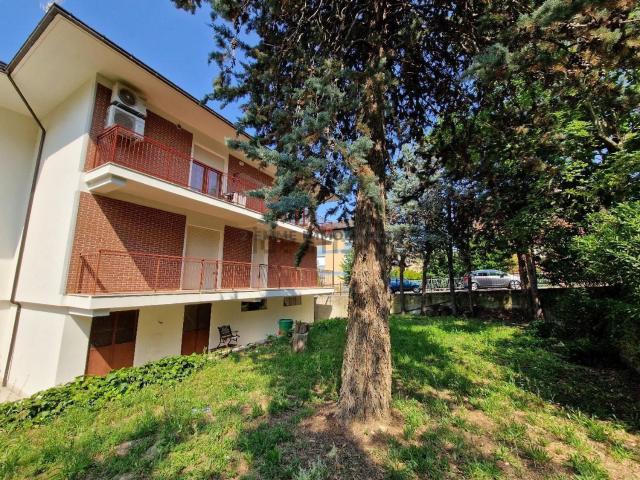 Appartamento in vendita di 177 m² in Via Fratelli Volponi