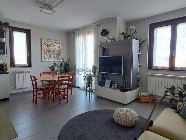 Appartamento in vendita di 170 m² in Via Inveruno