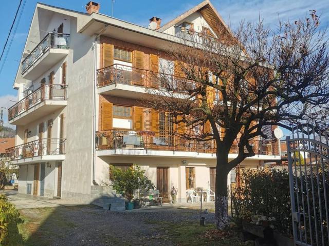 Appartamento in vendita di 170 m² in Via Lanzo, 19
