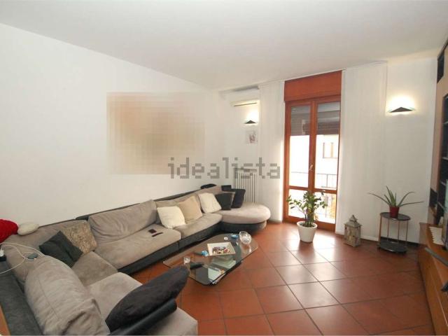 Appartamento in vendita di 170 m² in Via Limana, 51
