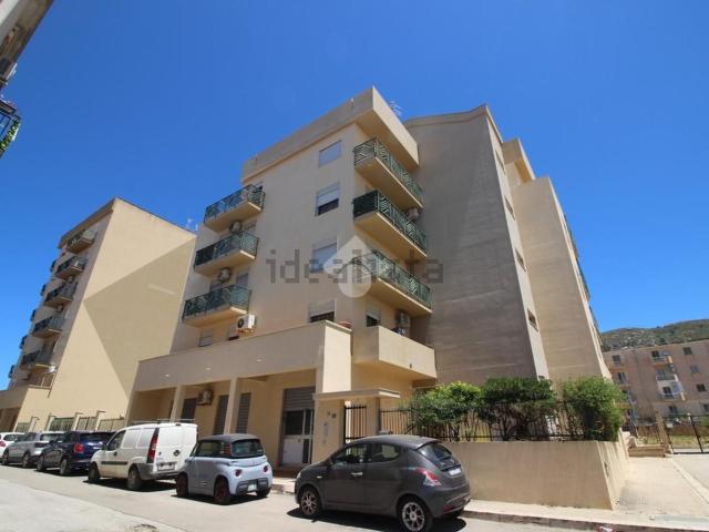 Appartamento in vendita di 170 m² in Via Lucca, 19