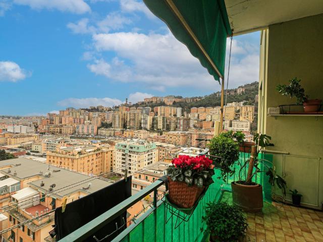 Appartamento in vendita di 170 m² in Via Monte Nero, 8