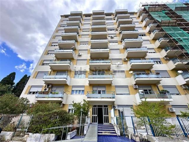 Appartamento in vendita di 170 m² in Via Montepellegrino