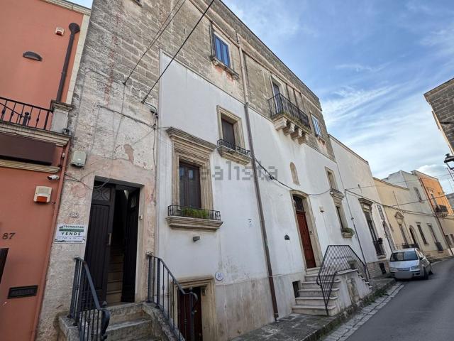 Appartamento in vendita di 170 m² in Via Matteo Bianchi, 89