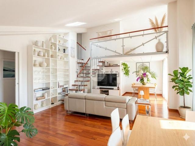 Appartamento in vendita di 170 m² in Via Madonna delle Grazie, 63