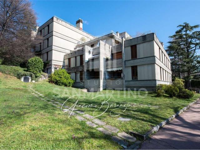 Appartamento in vendita di 170 m² in Via Miogni