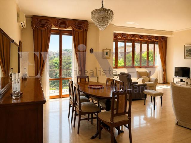 Appartamento in vendita di 170 m² in Via San Lucifero, 97
