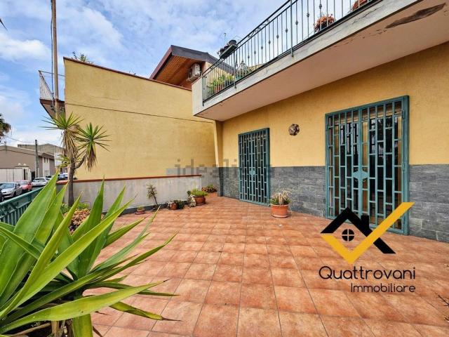 Appartamento in vendita di 170 m² in Via Santa Sofia