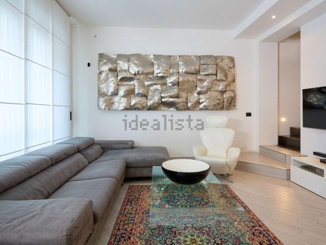 Appartamento in vendita di 170 m² in Via Scavini, 4