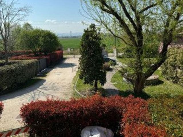 Appartamento in vendita di 170 m² in Via Serafino Gasiani