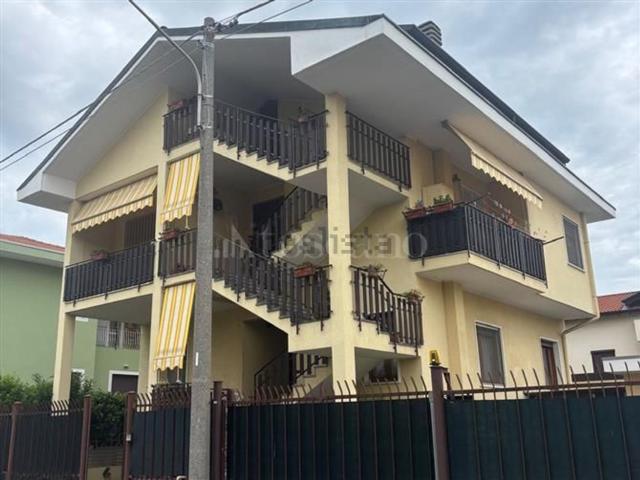 Appartamento in vendita di 170 m² in Via Parravicini