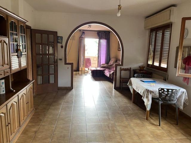 Appartamento in vendita di 170 m² in Via pernice