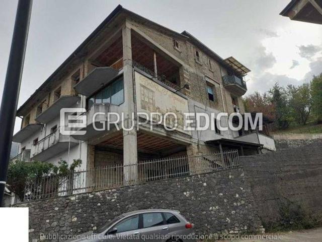 Appartamento in vendita di 170 m² in Via Piano