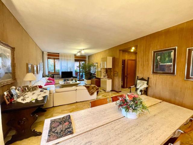 Appartamento in vendita di 170 m² in Via Privata Pietro Canevari, 7