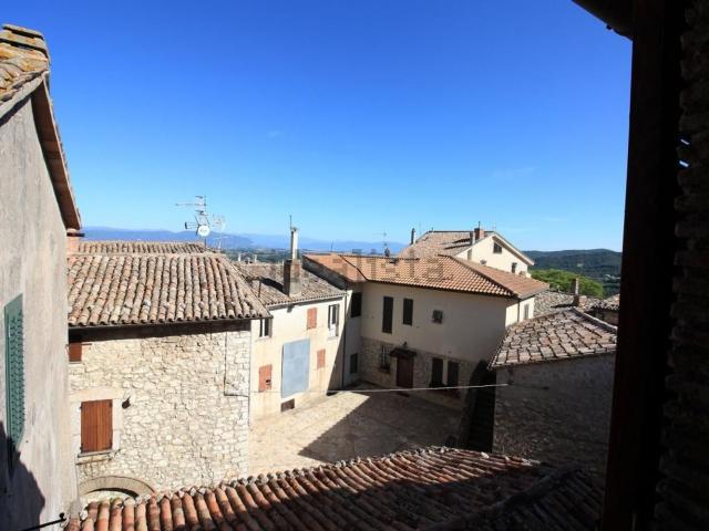 Appartamento in vendita di 170 m² in Via Rotonda, 71
