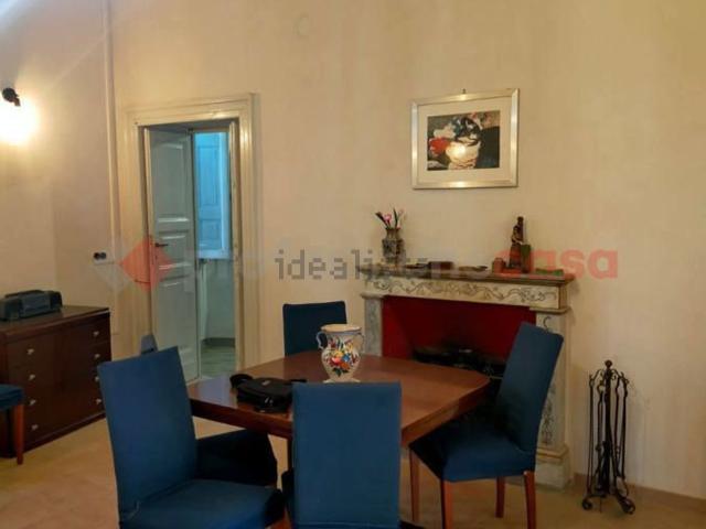 Appartamento in vendita di 170 m² in Via Roma