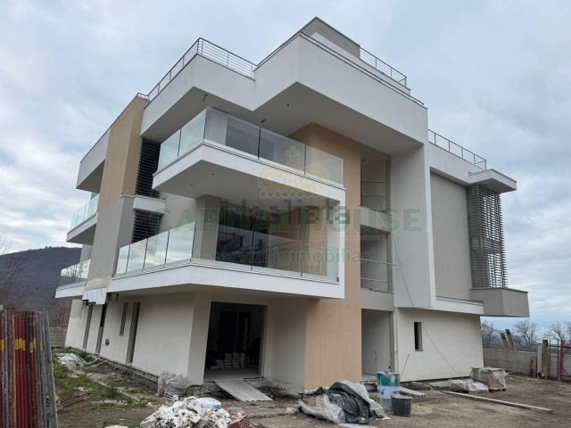 Appartamento in vendita di 170 m² in Via Roma