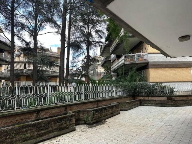 Appartamento in vendita di 170 m² in Via Renato Fucini, 48