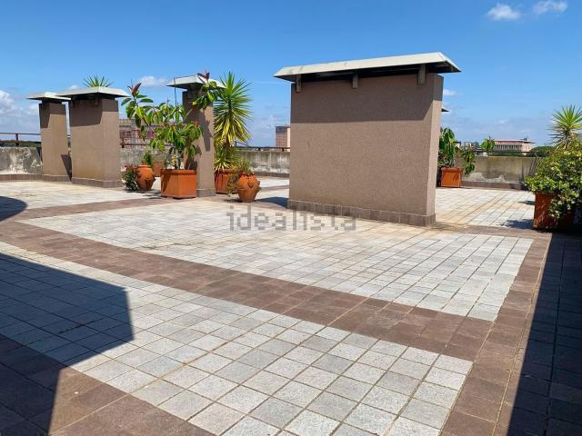 Appartamento in vendita di 170 m² in Via Umberto Saba