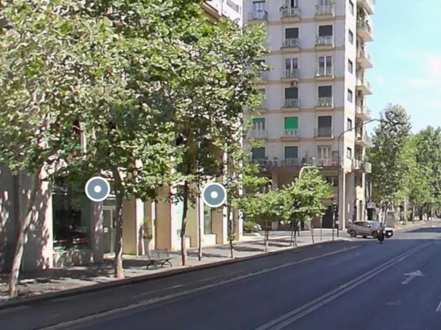 Appartamento in vendita di 170 m² in Viale Vittorio Veneto, 33