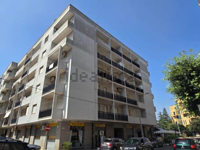 Appartamento in vendita di 170 m² in Viale dei Lecci