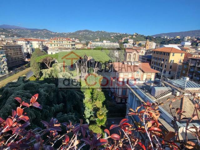 Appartamento in vendita di 170 m² in Viale Francesco Tappani, 6