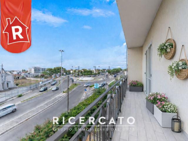 Appartamento in vendita di 170 m² in Viale Giuseppe Grassi, 3