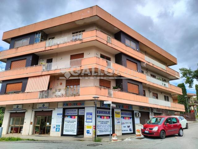 Appartamento in vendita di 170 m² in Viale Pietro Mancini, 10