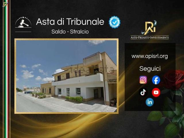 Appartamento in vendita di 170 m² in Contrada Paolini, 183
