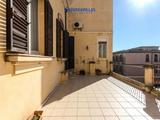 Appartamento in vendita di 170 m² in Corso Gaetano D&apos Agata