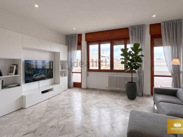 Appartamento in vendita di 170 m² in Corso Roma, 39