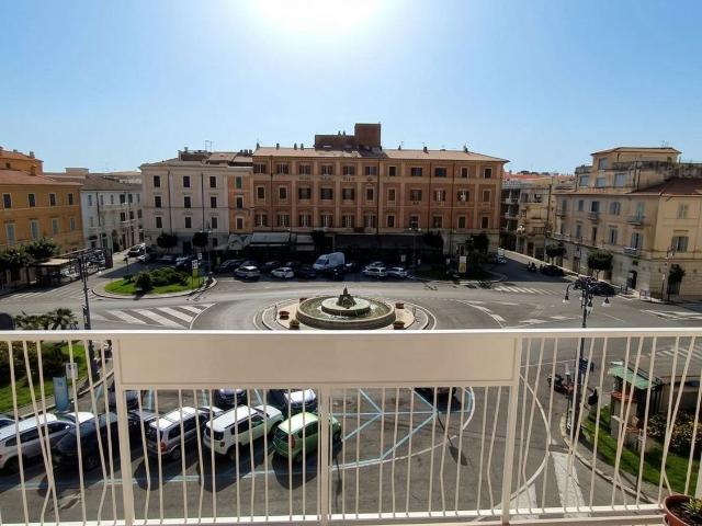 Appartamento in vendita di 170 m² in Piazza della Repubblica