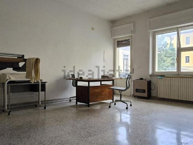 Appartamento in vendita di 170 m² in Piazza Luca da Penne, 50