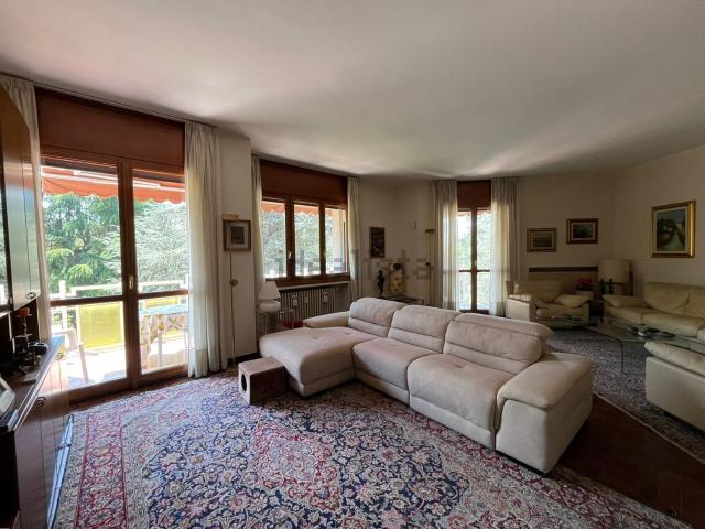 Appartamento in vendita di 170 m² in Strada Sant&apos Anna