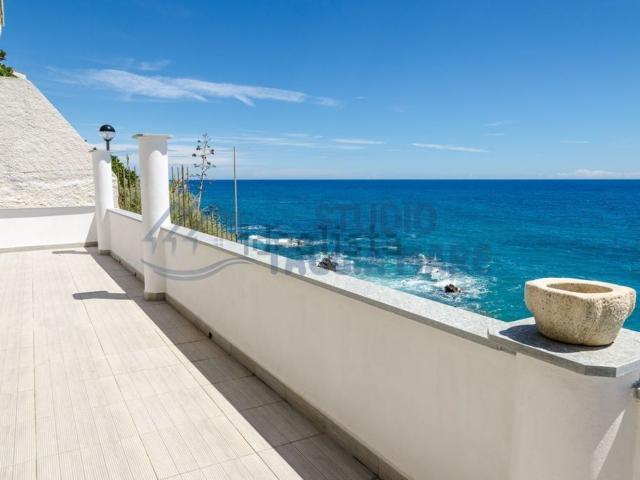 Appartamento in vendita di 170 m² in Strada Statale 1
