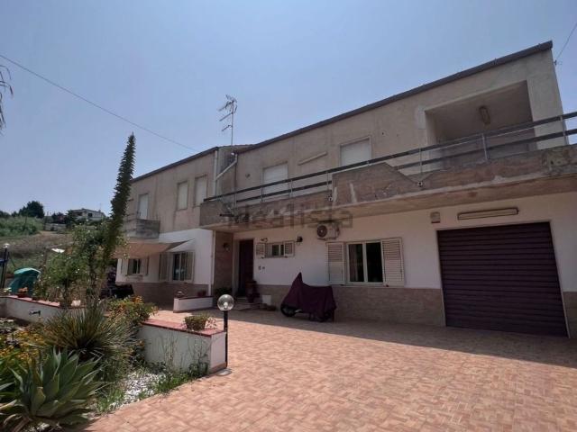 Appartamento in vendita di 170 m² in Strada Provinciale 47