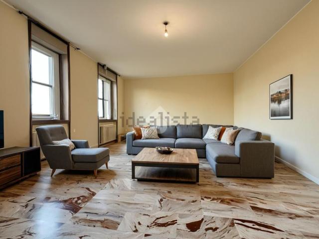 Appartamento in vendita di 171 m² in Via Borfuro