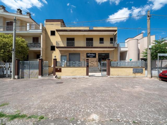 Appartamento in vendita di 171 m² in Via della Repubblica, 9