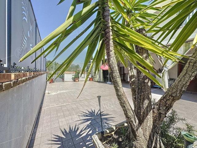 Appartamento in vendita di 171 m² in Via delle Sgogge, 15