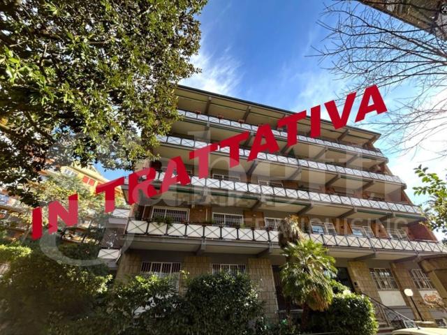 Appartamento in vendita di 171 m² in Via di Vigna Murata, 1