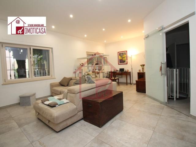 Appartamento in vendita di 171 m² in Via Ludovico Ariosto, 68