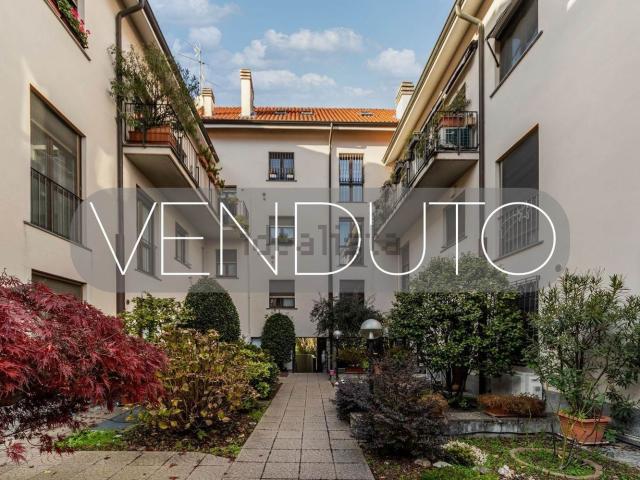 Appartamento in vendita di 171 m² in Via Montelungo, 24