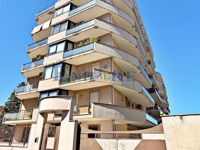 Appartamento in vendita di 171 m² in Via Michelangelo, 141
