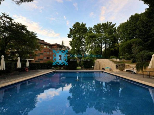 Appartamento in vendita di 171 m² in Via Salsomaggiore