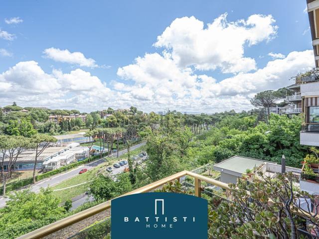 Appartamento in vendita di 171 m² in Via Sergio Forti