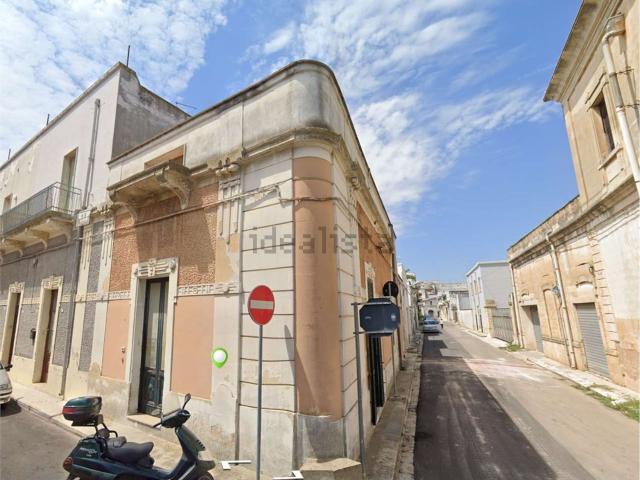 Appartamento in vendita di 171 m² in Via Roma, 40
