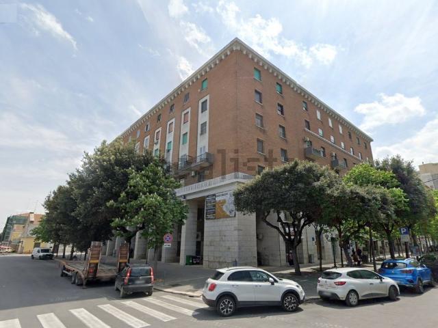 Appartamento in vendita di 171 m² in Viale XXIV Maggio, 98