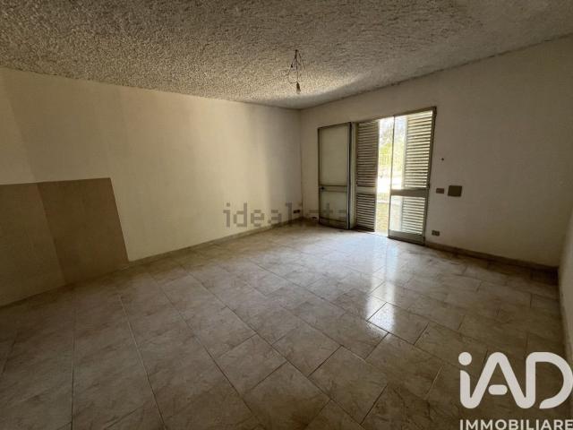 Appartamento in vendita di 171 m² in Viale delle Sorgenti, 1