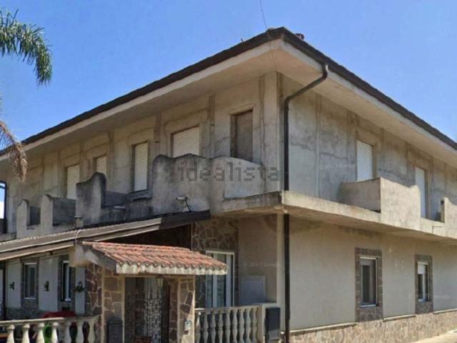 Appartamento in vendita di 172 m² in Via Demostene